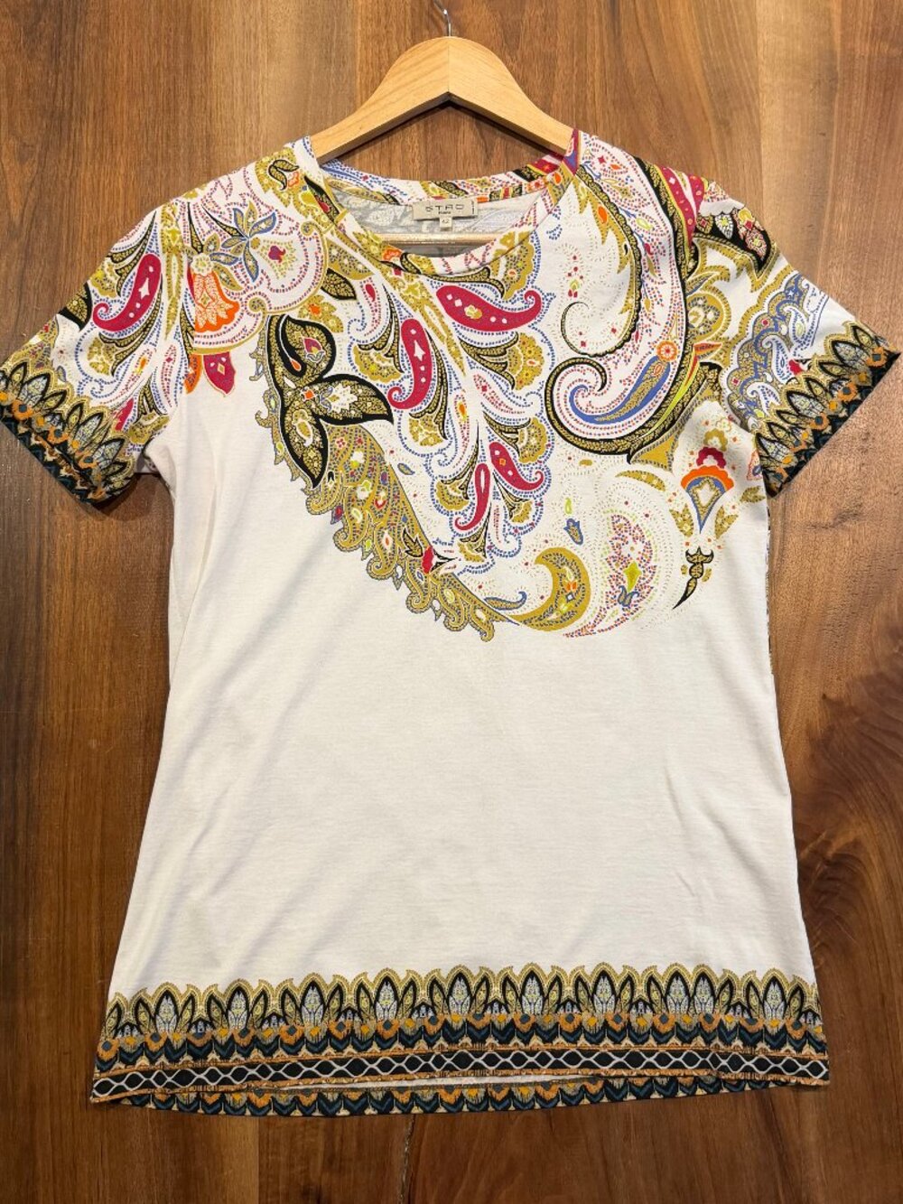 Etro white paisley print T shirt, sz 42